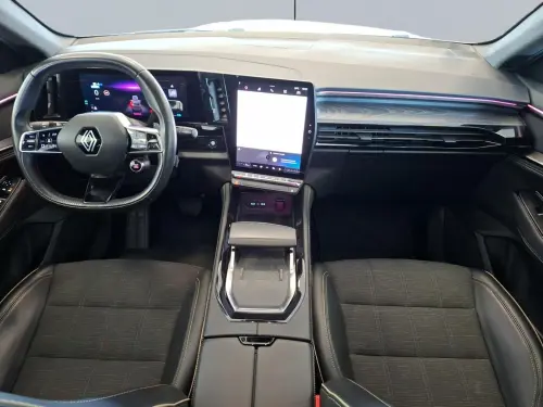Renault Austral E-Tech hybrid 200 Iconic - Photo 9