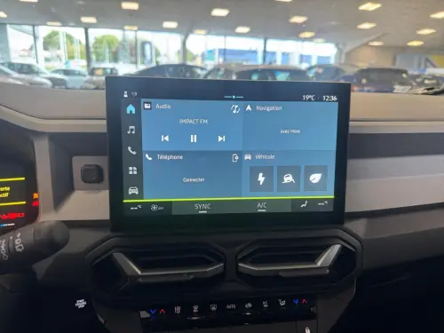 Dacia Bigster Bigster Hybrid 155 Journey - Photo 17