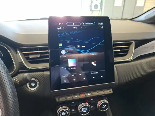 Renault Captur E-Tech full hybrid 145 Engineered - Photo 17