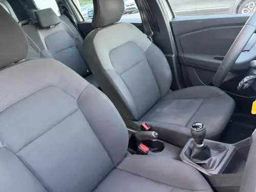 Dacia Jogger ECO-G 100 5 places Essential - Photo 23