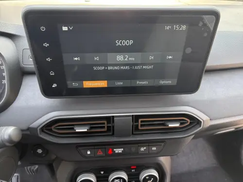 Dacia Jogger TCe 110 5 places Extreme - Photo 20