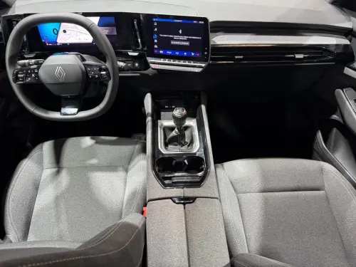 Renault Austral mild hybrid advanced 130 GSR2 Evolution - Photo 11