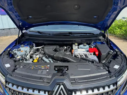 Renault Austral E-Tech hybrid 200 Iconic - Photo 19
