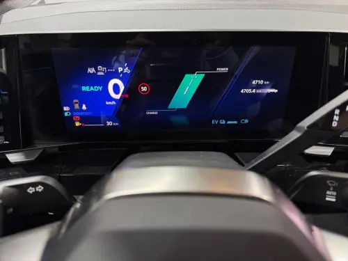 Renault Austral full hybrid E-Tech 200 ch Esprit Alpine - Photo 13