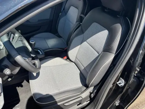 Renault Clio Clio TCe 90 ch GSR2 Techno - Photo 9