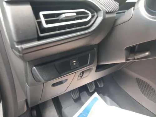 Dacia Sandero SCe 65 GSR2 Expression - Photo 19