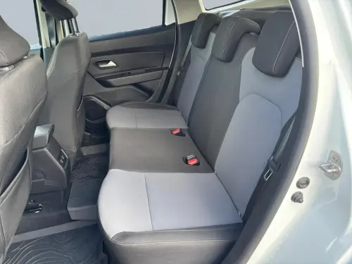 Dacia Duster TCe 150 4x2 EDC Extreme - Photo 15