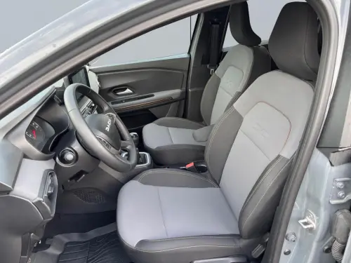 Dacia Jogger TCe 110 7 places GSR2 Extreme - Photo 9