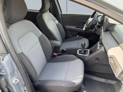 Dacia Jogger TCe 110 7 places GSR2 Extreme - Photo 16