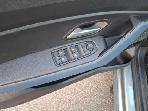 Dacia Duster Hybrid 140 Journey - Photo 10