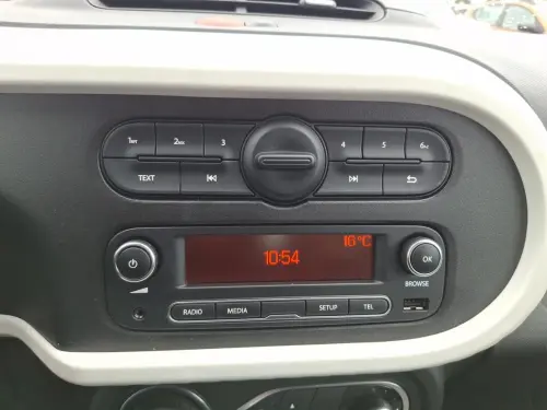 Renault Twingo E-Tech Twingo III E-Tech Authentic - Photo 19