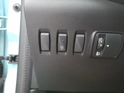 Renault Twingo E-Tech Twingo III E-Tech Authentic - Photo 21