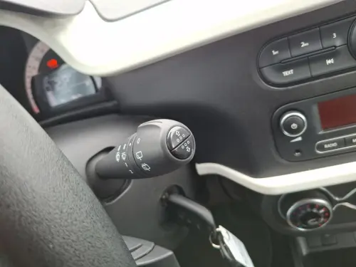 Renault Twingo E-Tech Twingo III E-Tech Authentic - Photo 23
