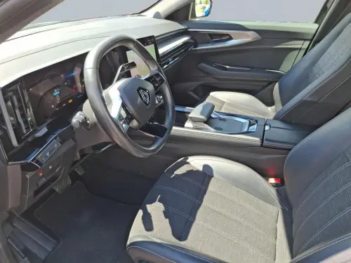 Renault Austral FULL HYBRID E TECH 200 CH TCHNO - Photo 9