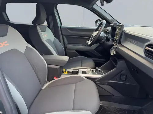Dacia Duster Hybrid 140 Extreme - Photo 16