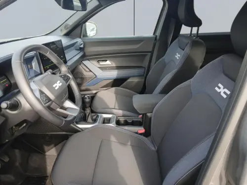 Dacia Duster Mild Hybrid 130 Journey - Photo 9