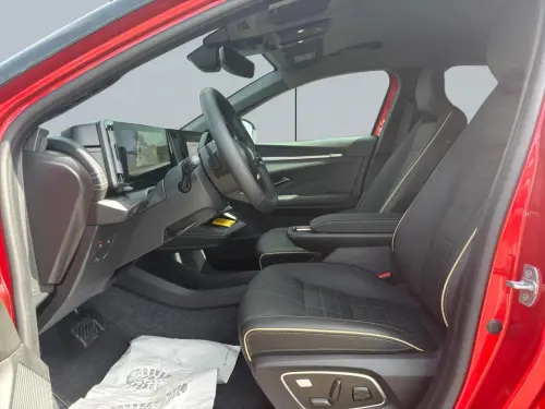 Renault Megane E-Tech Megane E-Tech 220 ch autonomie confort GSR2 Iconic - Photo 9