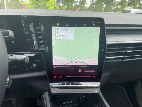 Renault Austral E-Tech hybrid 200 Techno - Photo 20