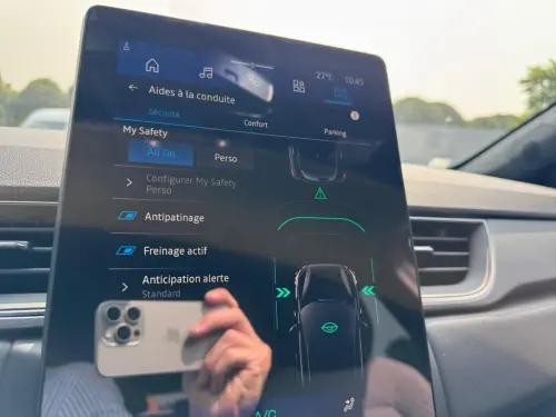 Renault Symbioz E-Tech full hybrid 145 Techno - Photo 23