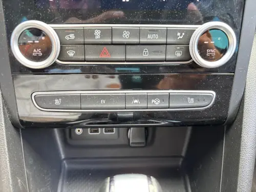 Renault Megane Mégane IV Berline E-TECH Plug-In Hybride 160 R.S. Line - Photo 20