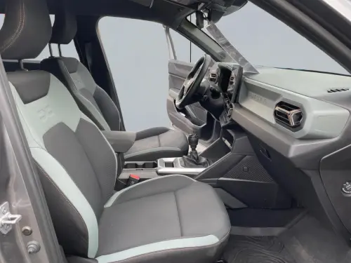Dacia Duster Mild Hybrid 130 Extreme - Photo 16
